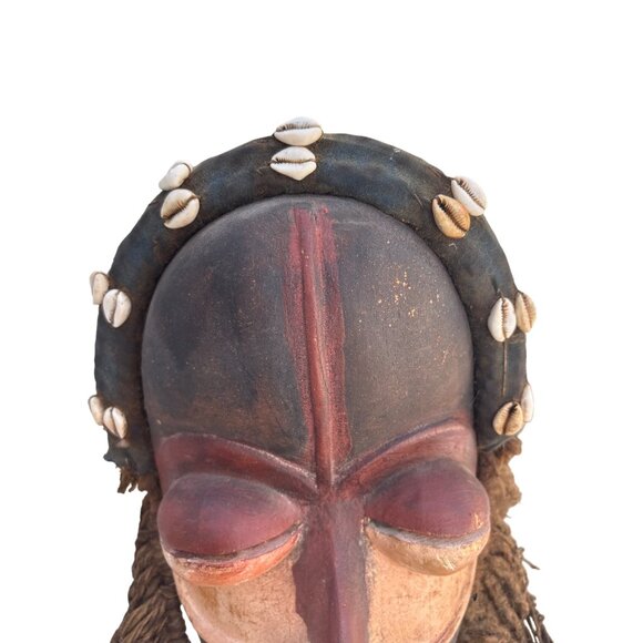 Dan African Tribal Mask With Raffia Hair & Cowrie Shells Decor - Picture 9 of 16